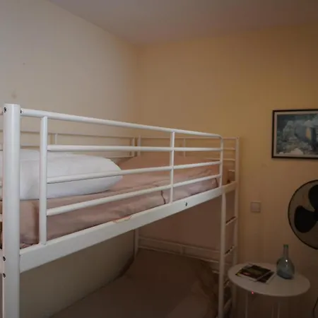 Escoles 1 - L'estartit; Centro - Es-323-91 *